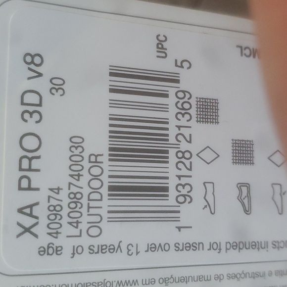 Salomon size 9 black - Picture 2 of 2